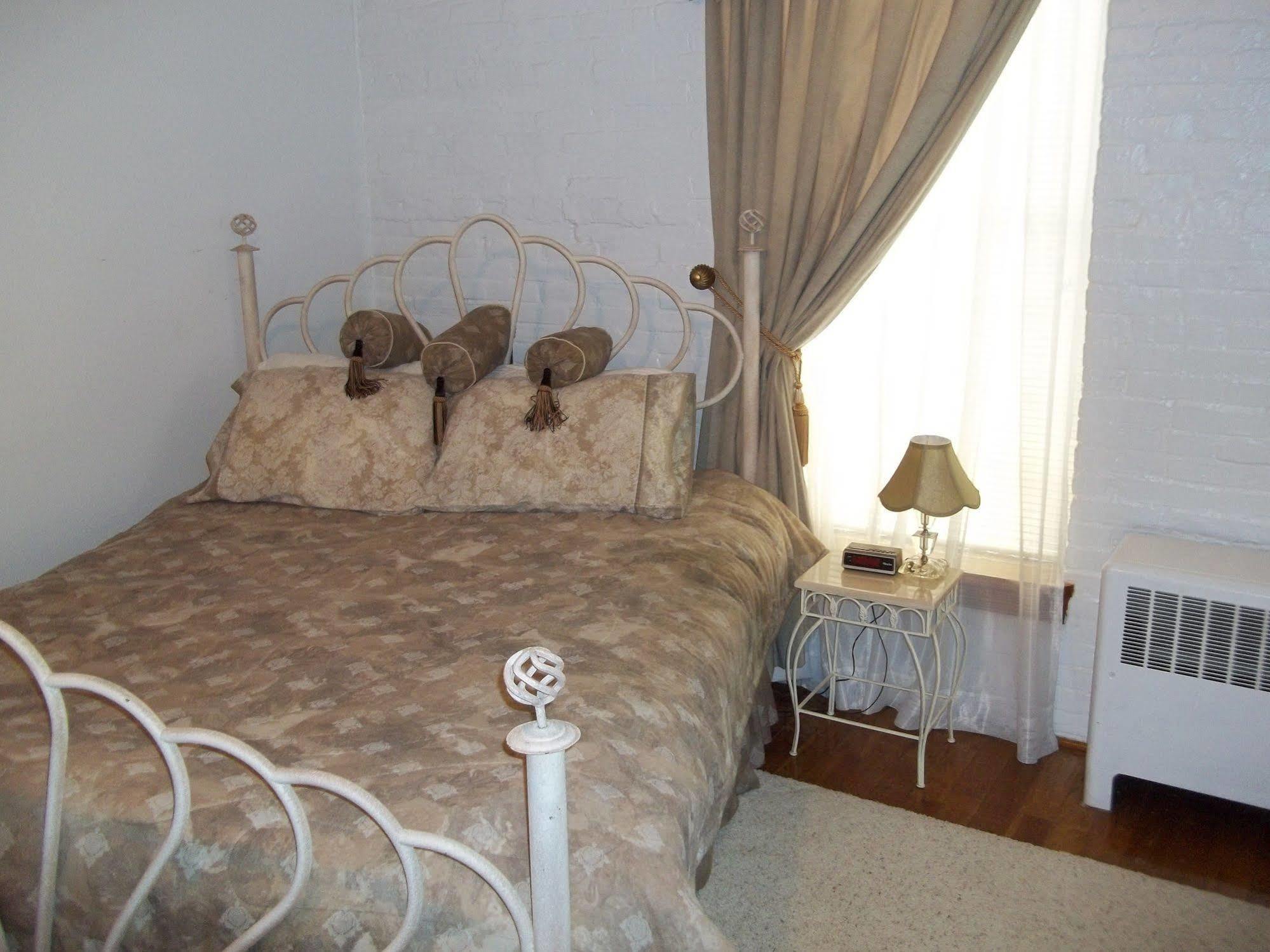 The Rivers Edge Executive Suites Tiffin Bagian luar foto